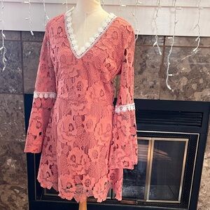 Alexa Amor Pink Lace V-Neck Dress with Bell Sleeves Size Large
